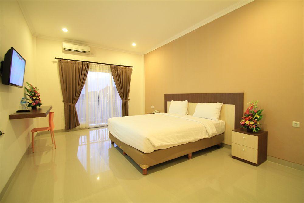 Oyo 90473 Gowin Hotel Kuta Lombok Exteriér fotografie
